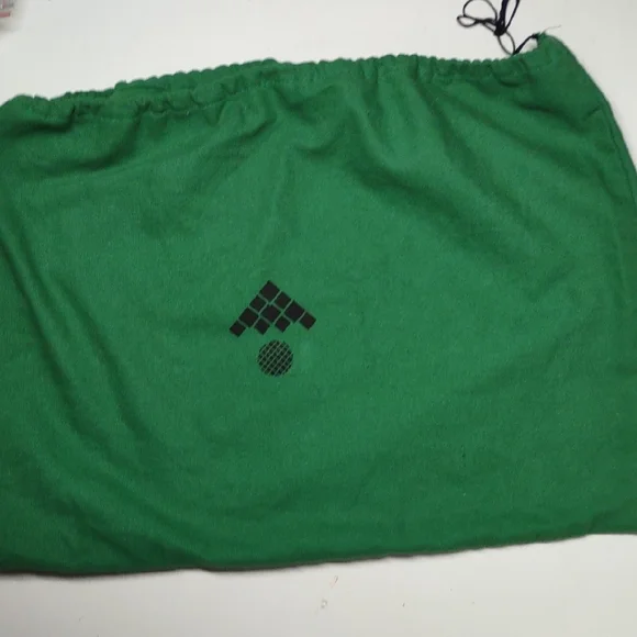 Bottega Veneta Vibrant Green Dust Bag - Picture 6 of 6